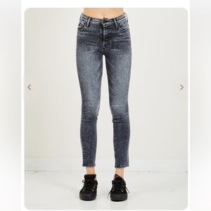 Mother denim The Stunner in Train Stops acid gray wash